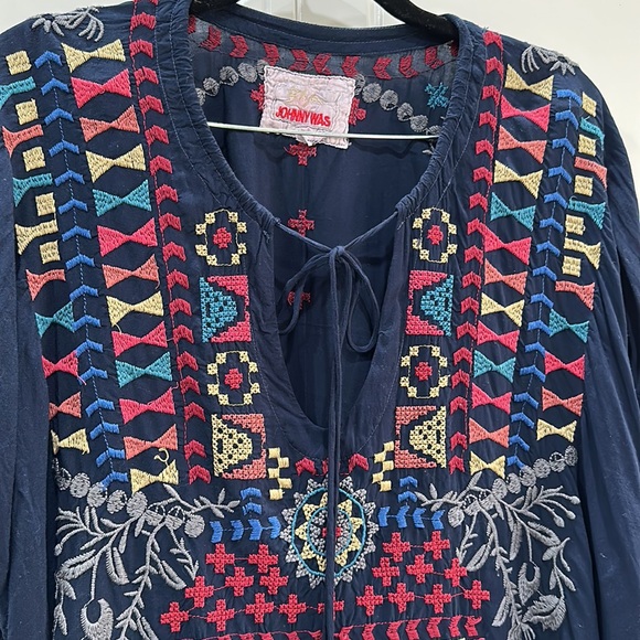 Johnny Was beautiful blue embroidered blouse size M - Picture 3 of 9